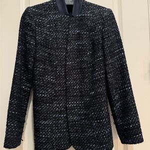 Elie Tahari Blazer  Women’s size 4.